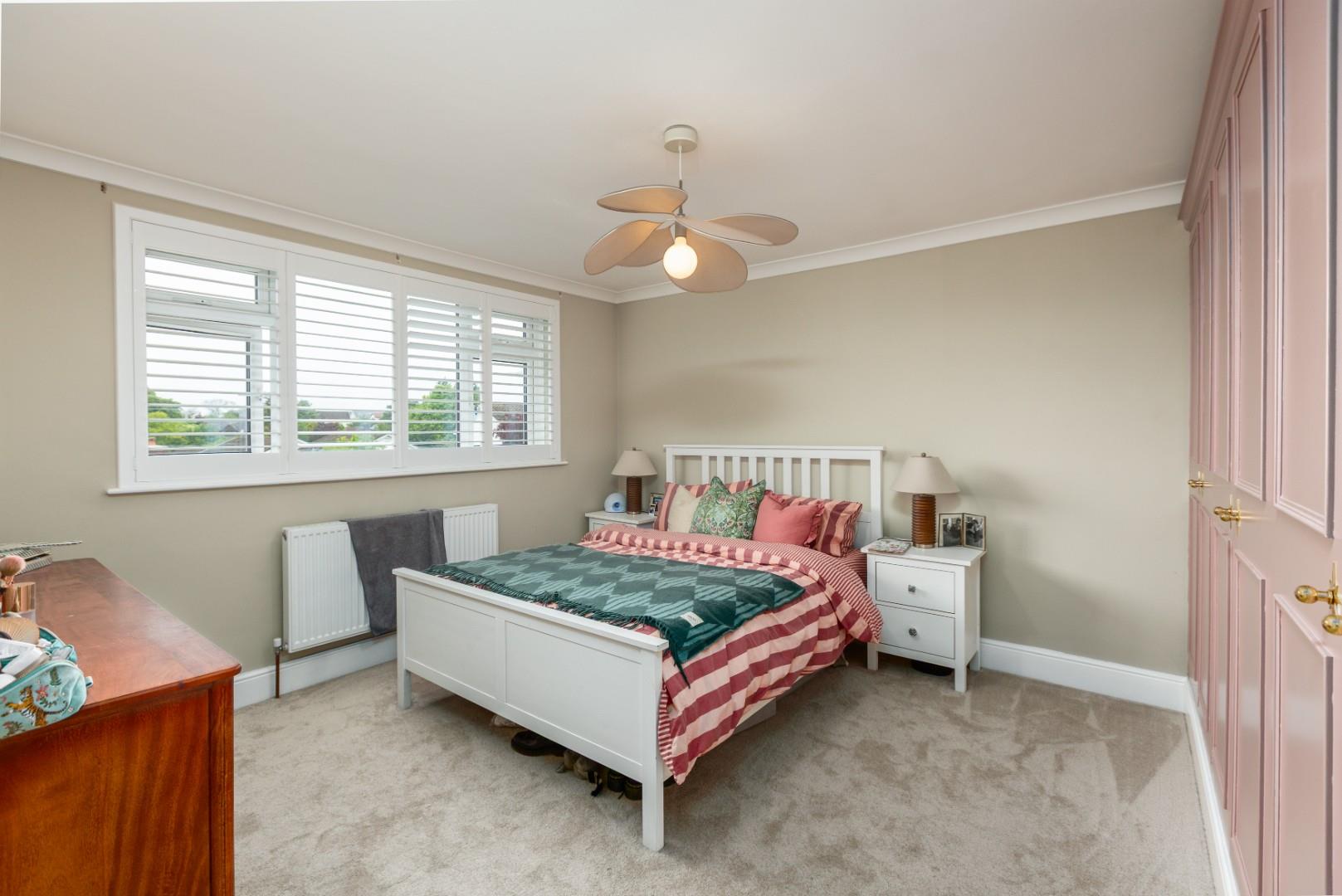 Woollacott Drive, Newton, Swansea, SA3 4RR